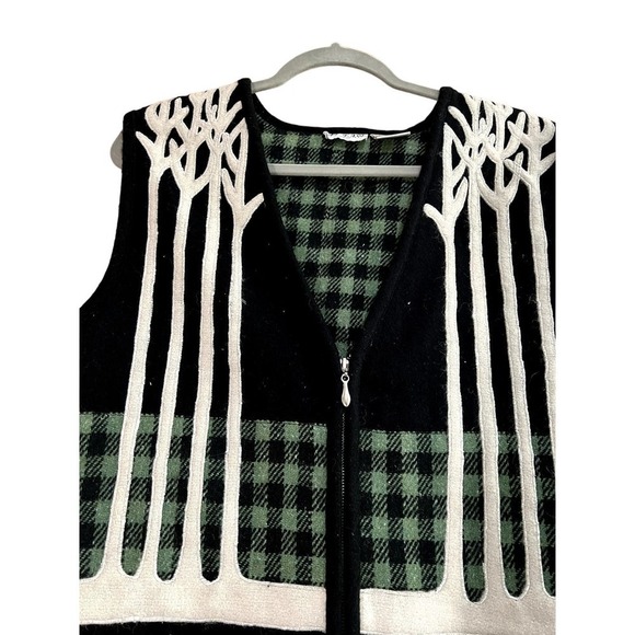 At Ease women's cottage core medium wool blend lined vest with zip front - Picture 5 of 6